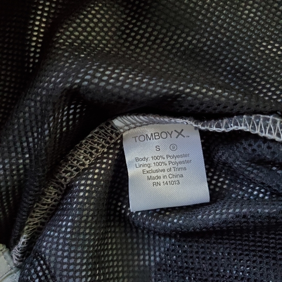 *CLOSET CLOSING 7/31* Tomboyx Highlight Reflective Windbreaker LC - Silver Small - Picture 6 of 9